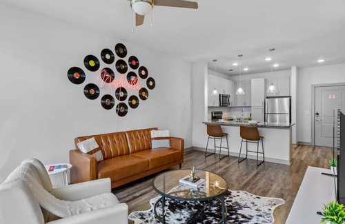 Metrocenter - North Rhodes Park Apartamento | 9min to Downtown- Cozy 1 BR APT!