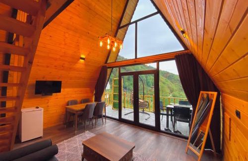 Cayeli Chalet De Esquí | AĞARAN WOODEN HOUSEs