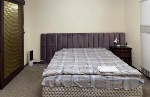 Bundoora Casa | a 别墅大床间毗邻公园和公交车站