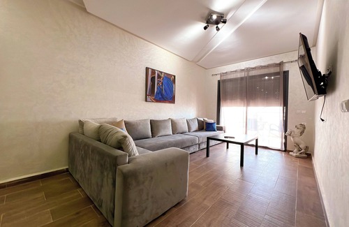 Gharb-Chrarda-Beni Hssen Apartamento | A 1 Minute de la Plage ! une Superb Appartement Vous Attend