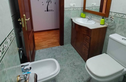 Las Campas y San Claudio Apartamento | ¡A 10 Minutos del Centro! Apartamento Coqueto y Tranquilo en Zona Residencial