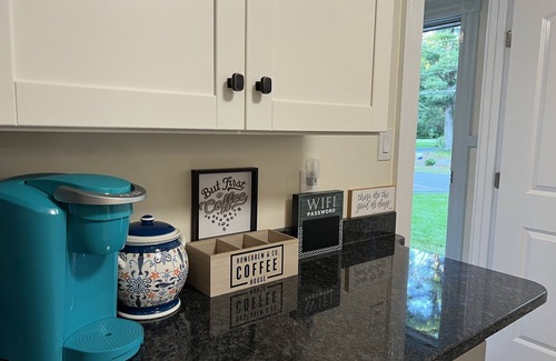 Sutton Apartamento | A 125 year old lake property & you won’t believe it! Great fishing spot!