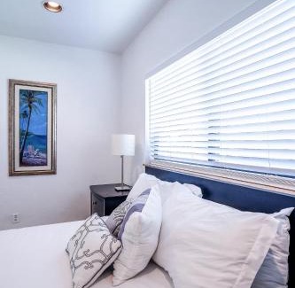 Hendricks and Venice Isles Casa | A 1bedroom Las Olas on the water