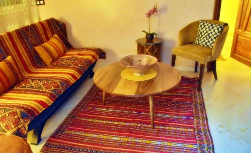 El Jadida Apartamento | A 2 pas de la plage, appartement cosy, confort, proche toutes commodités, Wifi haut débit, TV connectée, Netflix, climatiseur, Acte mariage pour couple national,3 nuits mimum