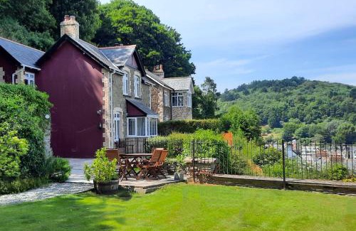 Lynton Casa | A 3 bed cottage in Exmoor with fantastic sea views