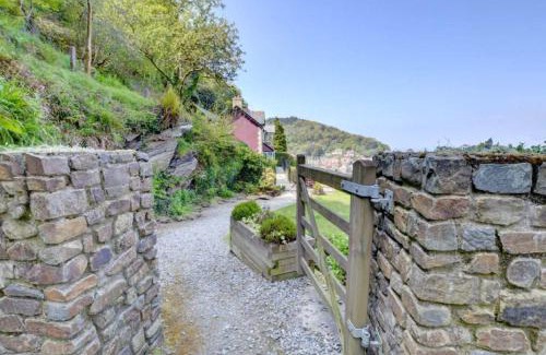Lynton Casa | A 3 bed cottage in Exmoor with fantastic sea views