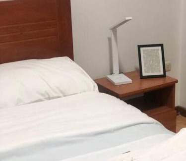 Trujillo Apartamento | A 3 Cdras del Centro histórico, Amplio y en Piso 2