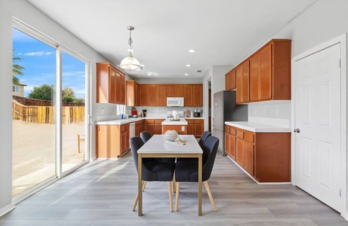Victorville Casa | A 5-Bedroom Home in Victorville