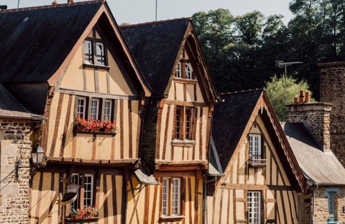 Montaubert - Rille - Saint-Sulpice Apartamento | A 5 min à Pieds du Château de Fougères ! Appartement Idéal Pour un Séjour