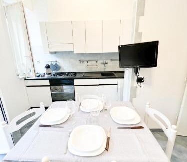 Spotorno Apartamento | A 5 minuti dal mare - Dolphin Beach House