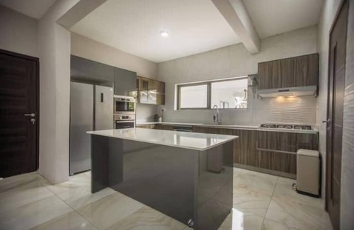 Teshie Villa | A 6-Bedroom Masterpiece in East Legon: Where Comfort Meets Elegance