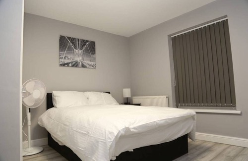 Woolwich Common Cabina | A A Guest Room8 (near Royal Arsenal)