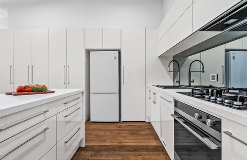 Albert Park Apartamento | A+Albert Park. Bespoke Brilliance. 4Bed 2Bath.