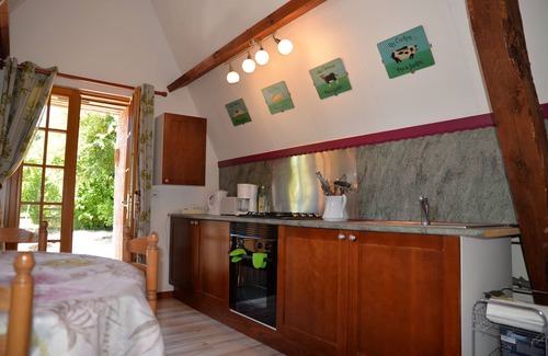 Saint-Cyprien Casa | Un granero en entorno muy tranquilo con piscina climatizada y vistas