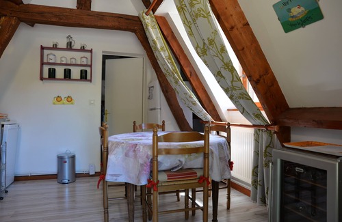 Saint-Cyprien Casa | Un granero en entorno muy tranquilo con piscina climatizada y vistas