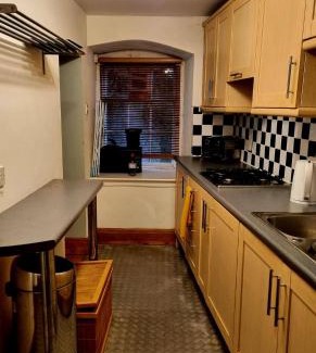 Carmarthen Apartamento | A Basement Apartment