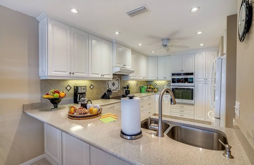 Siesta Key Condominio | Un tesoro de Bayside - ¡Excepcionales vistas al mar!