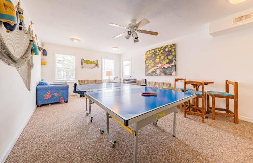 Corolla Casa | A Beach Ball - C5112