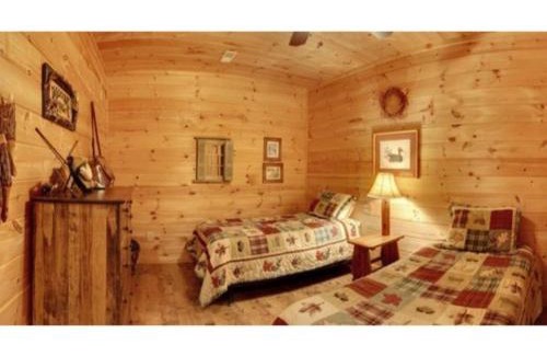 Mineral Bluff Casa | A Bear Pause