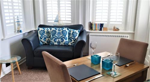 Boscombe Apartamento | A Beautiful Apartment with Stunning Sea Views & Private Balcony