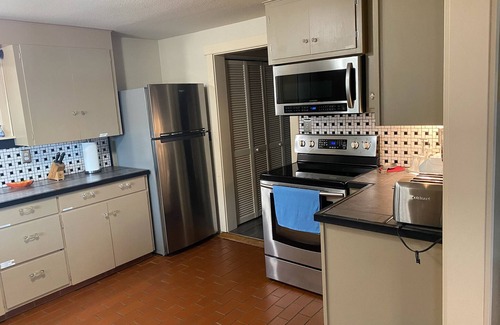 Matlock Casa | A beautiful Beach house to relax, watch wildlife, kayak, and enjoy fresh air.