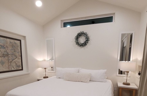 McAllen Cabina | A beautiful lakeside cabin