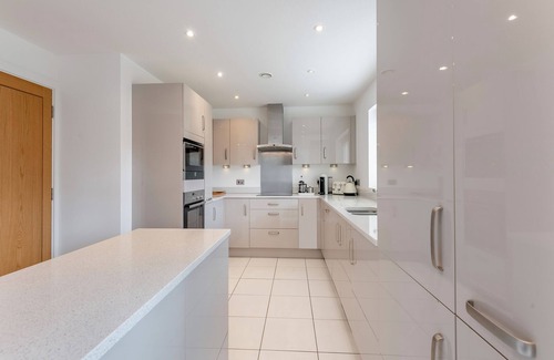 Sheerness Cabaña | A beautiful large house on an exclusive estate.