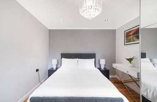Tower Hamlets Apartamento | A beautiful stylish 2 Bedroom Apartment -City of London