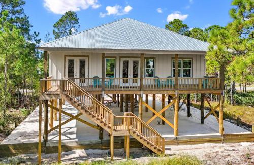 Surf Side Shores Casa | A Beta Life House