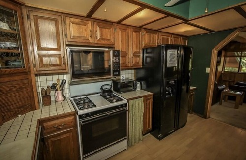 Fox Farm Casa | A Big Olympic Getaway 4 Bedroom Apts by RedAwning
