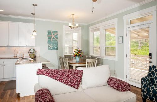 Nelscott Casa | A Bit of R n R