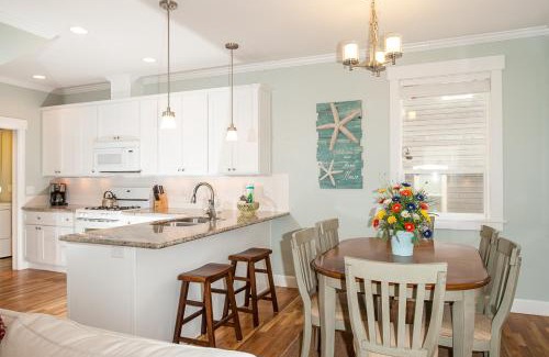 Nelscott Casa | A Bit of R n R