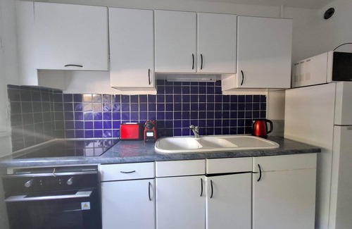 Morsang-sur-Orge Apartamento | A break for family, friends or work - Spacious F3 WiFi dedicated office parking