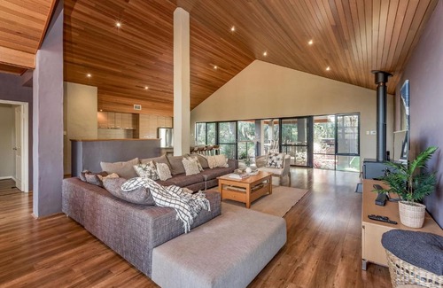 Dunsborough Casa | A Bush Utopia