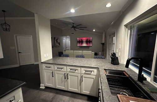Victoria Casa | A&C WATERFORD COTTAGE