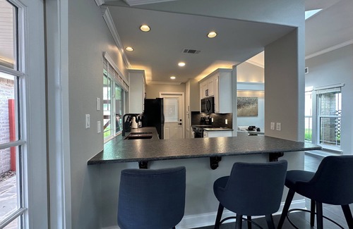 Victoria Casa | A&C WATERFORD COTTAGE
