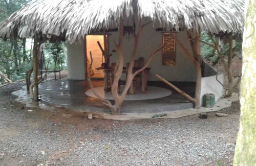 Ella Cabaña | Cabaña de los amantes de la naturaleza