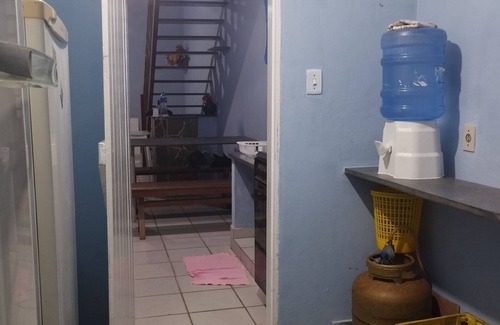 Prado Casa | A Casa Aconchegante Fica a 30 Metros da Praia, bem Localizada 10 min da Praça