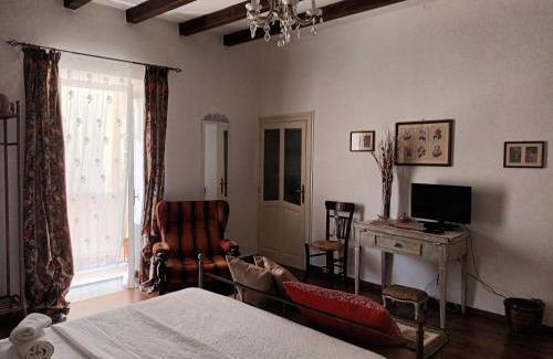 Isnello Cama Y Desayuno | A casa del Nonno