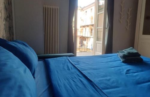 Historic Centre Apartamento | A casa di Flo - Piazza Vittorio apartment