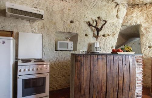 Faverolles Casa | A cave house with a historic charm