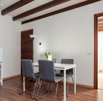 Intra Apartamento | A central quiet place in Verbania