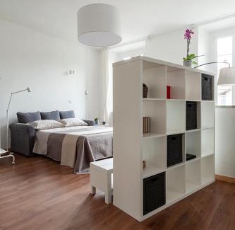 Intra Apartamento | A central quiet sunny studio in Verbania