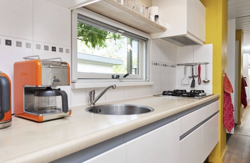 Goedereede Casa | Light and quiet chalet with nice terrace.