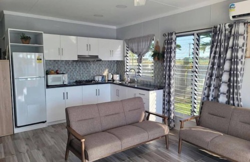 Nadi Casa | A charming 3 bdrm house with pool, AC and free parking near essential amenities