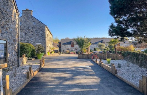 Yffiniac Cabaña | Paz y bienestar en una antigua granja renovada con piscina #aga