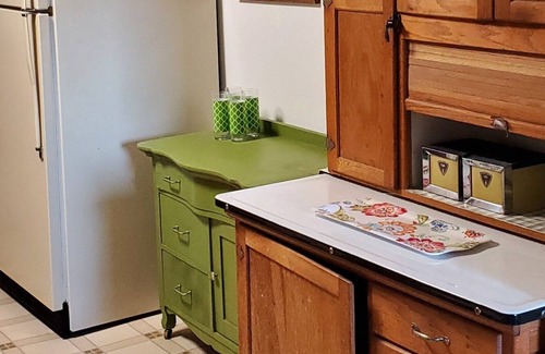 Ludington Casa | A charming family getaway with relaxing lake views!