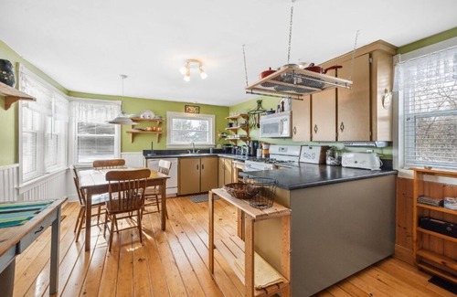 Red House Cabaña | A charming Heritage Home that provides beautiful ocean views in rural PEI.