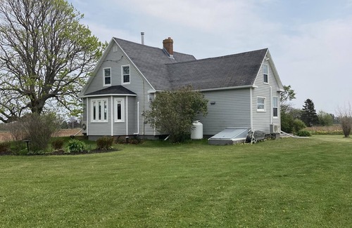 Red House Cabaña | A charming Heritage Home that provides beautiful ocean views in rural PEI.