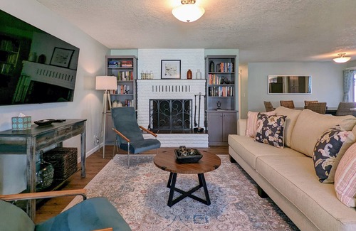 McMinnville Casa | A Charming Home In Historic McMinnville For Your Family`s Holiday